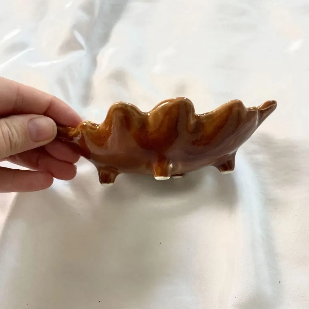 VIETRI Made in Italy Hand Painted Signed Brown Ceramic Oak Leaf Dish